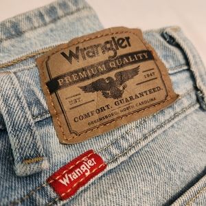 Wrangler Jeans (34 x 32)